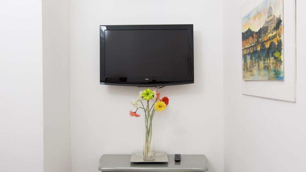 Consulta By Rental In Rome Bagian luar foto