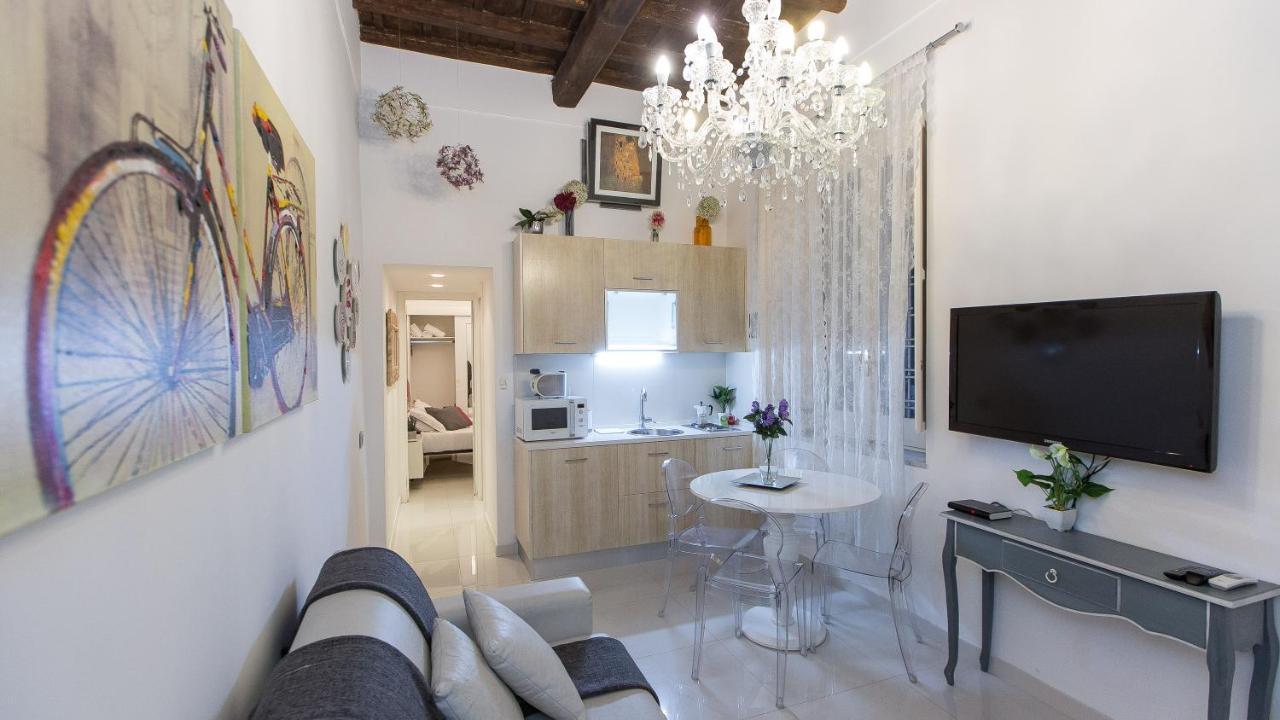 Consulta By Rental In Rome Bagian luar foto